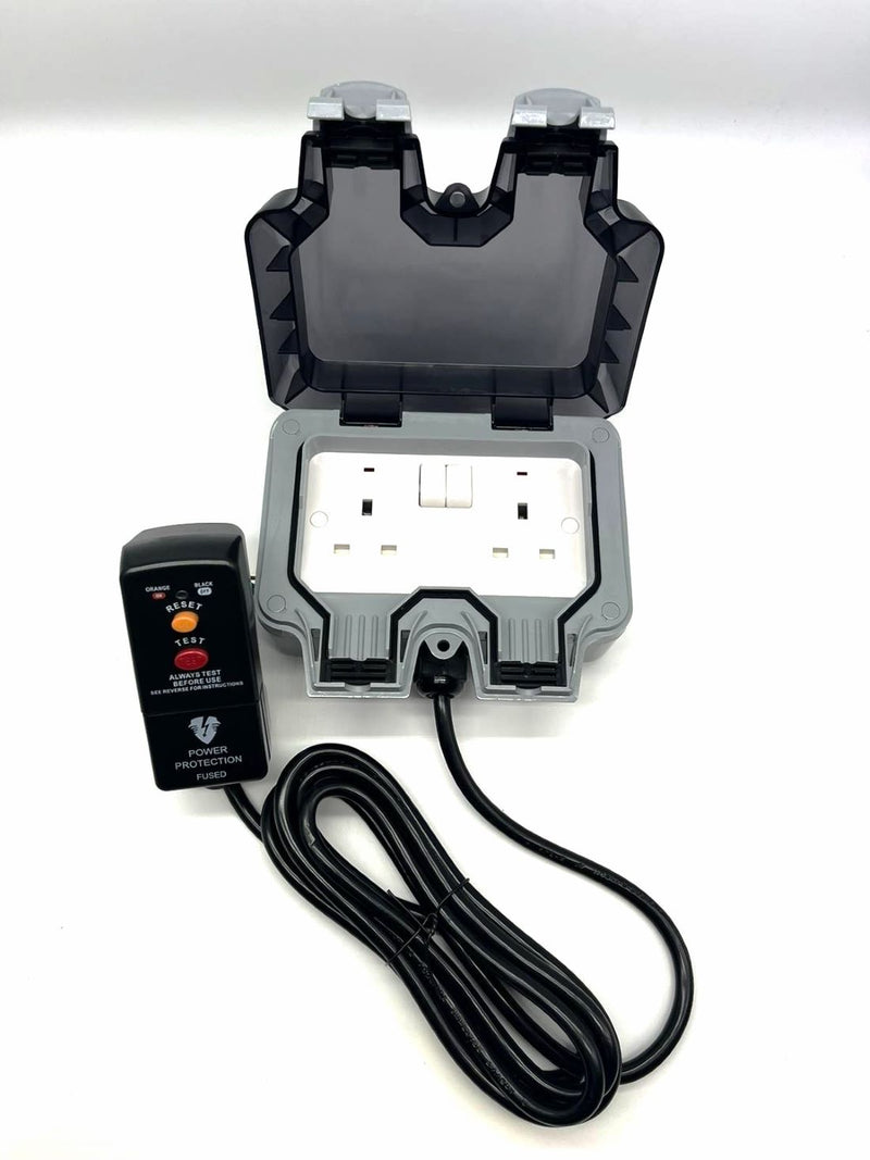 Load image into Gallery viewer, BG Weatherproof Double Socket with RCD + 3M Cable (WP22KIT/3)