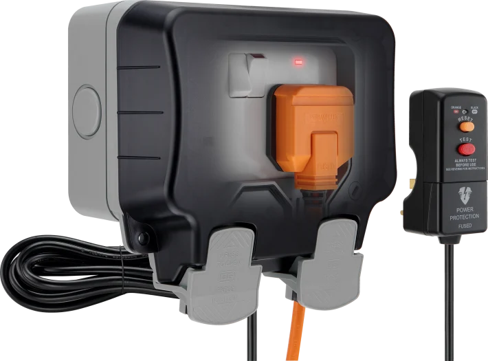 Load image into Gallery viewer, BG Weatherproof Double Socket with RCD + 3M Cable (WP22KIT/3)