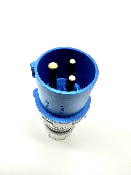 Blue 240v caravan hook up connector plug industrial