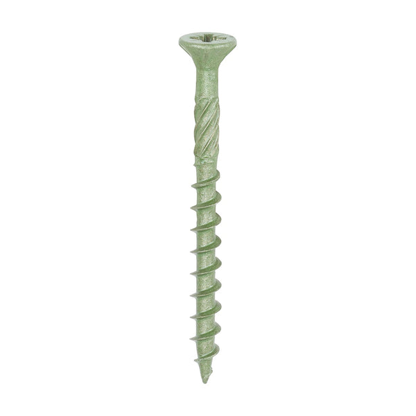 Single professional green coated deck screw for decking, fencing and woodwork outdoors 4.5mm x 50mm