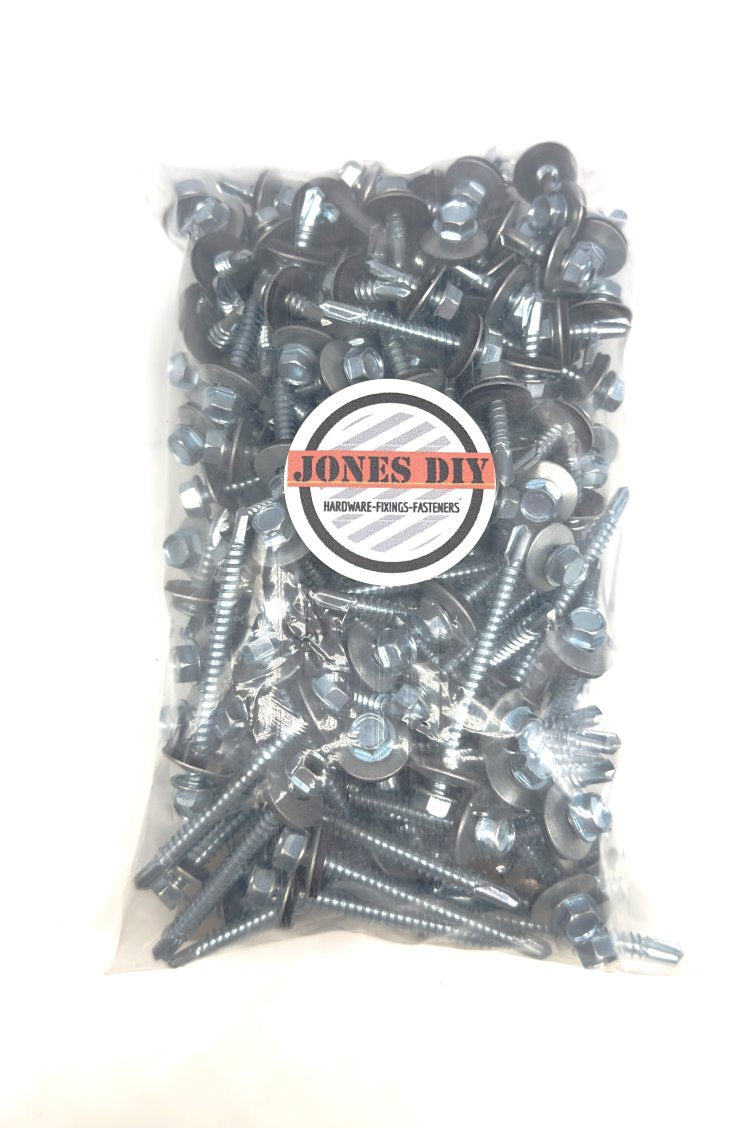 Load image into Gallery viewer, assortment set of roofing and cladding self drilling tek screws, supplied in  see through package with jones diy branding
